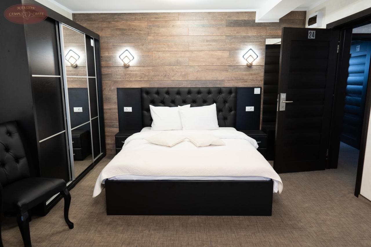 Campus Caffe Mansion Hotel บูเซา ภายนอก รูปภาพ
