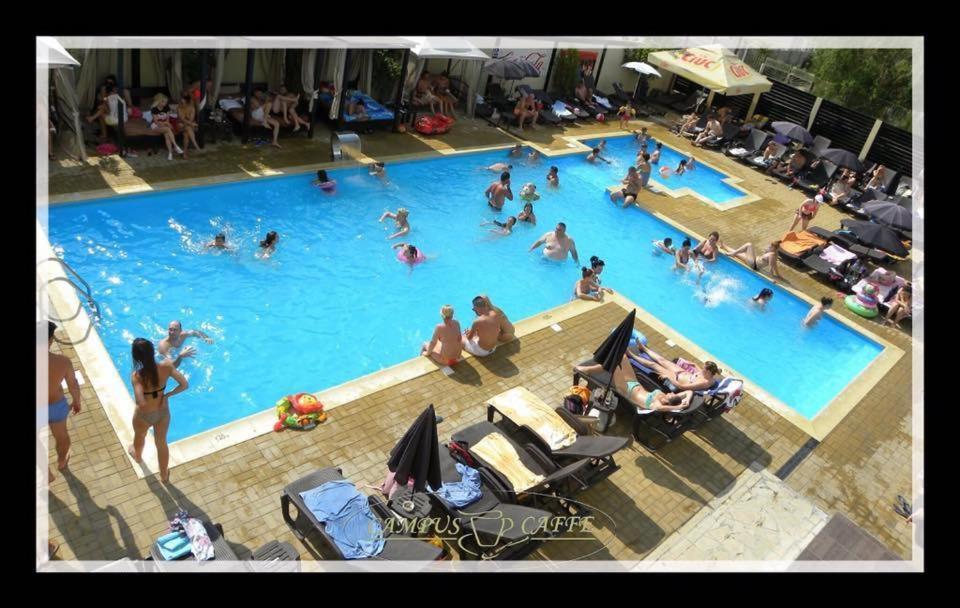 Campus Caffe Mansion Hotel บูเซา ภายนอก รูปภาพ