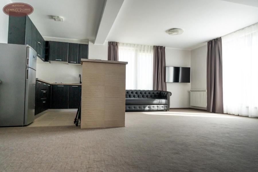 Campus Caffe Mansion Hotel บูเซา ภายนอก รูปภาพ